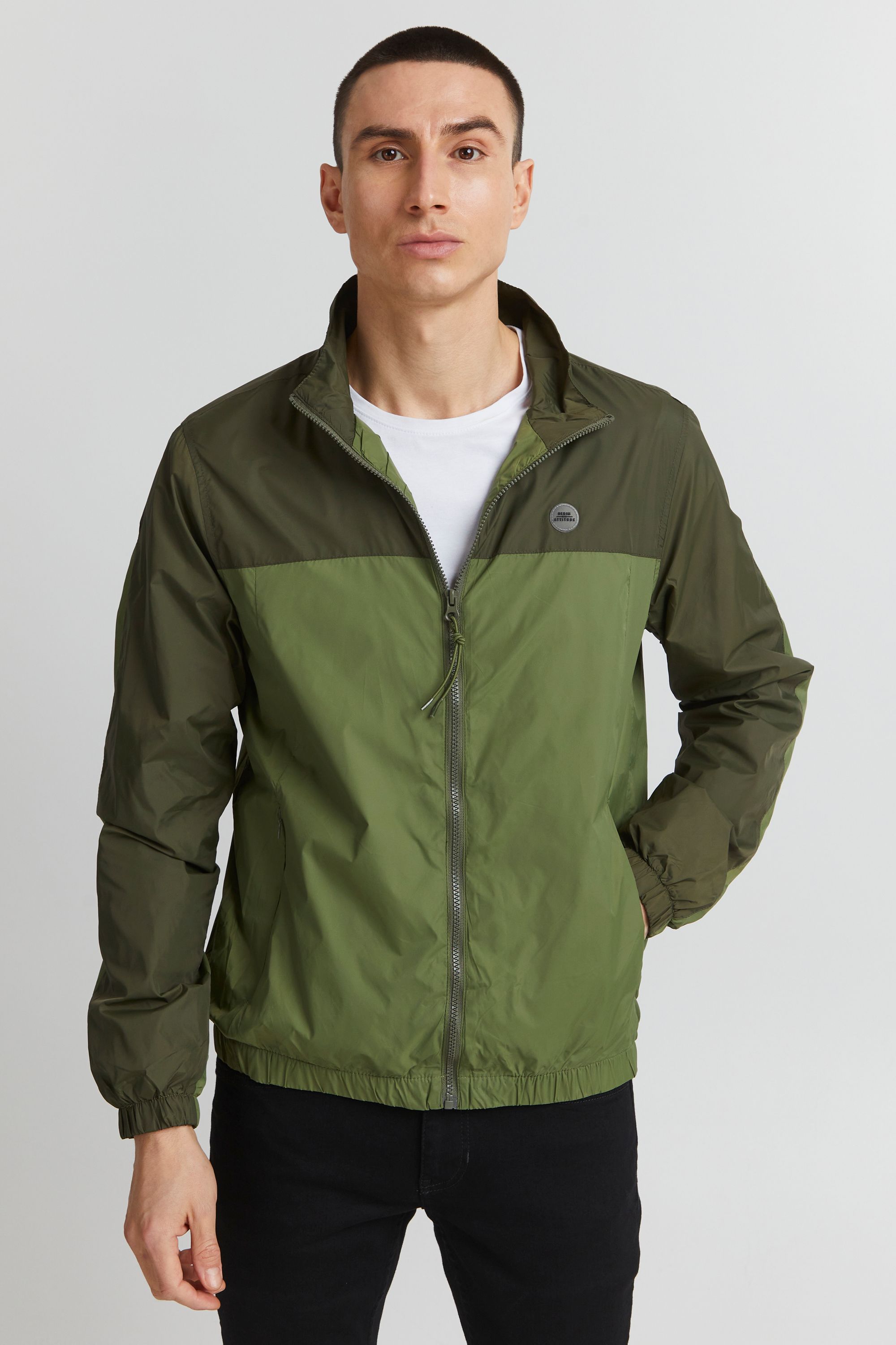 Куртка BLEND Kurzjacke BHVito 20714415 ME, зеленый куртка blend kurzjacke bhouterwear 20715931 зеленый