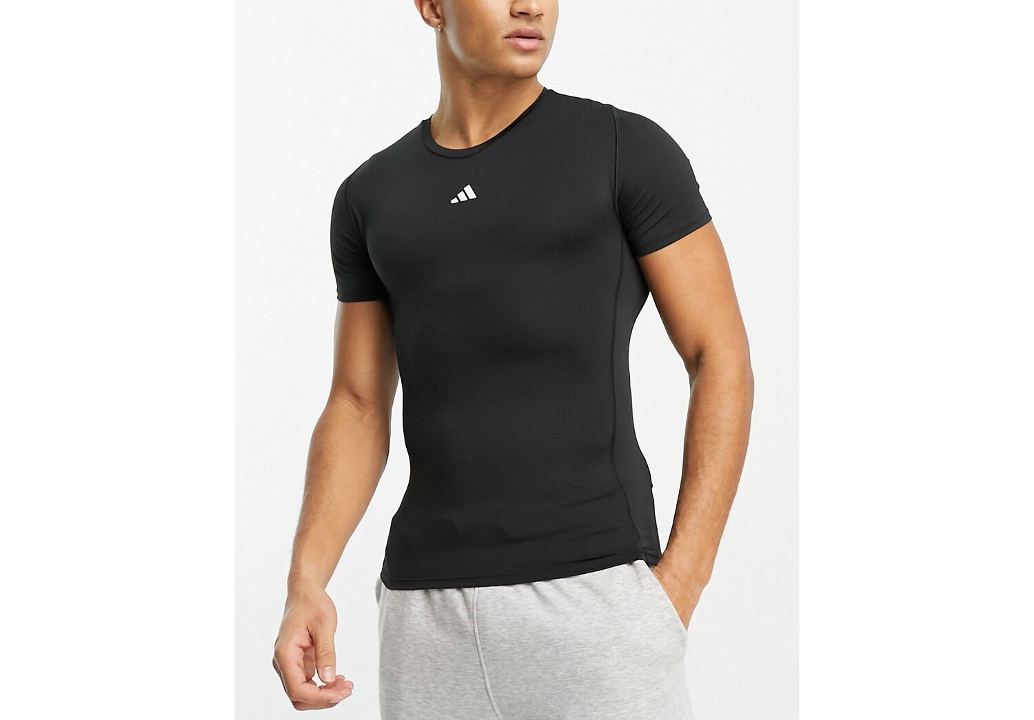 

Черная футболка adidas Training Techfit adidas performance, Черный, Черная футболка adidas Training Techfit adidas performance