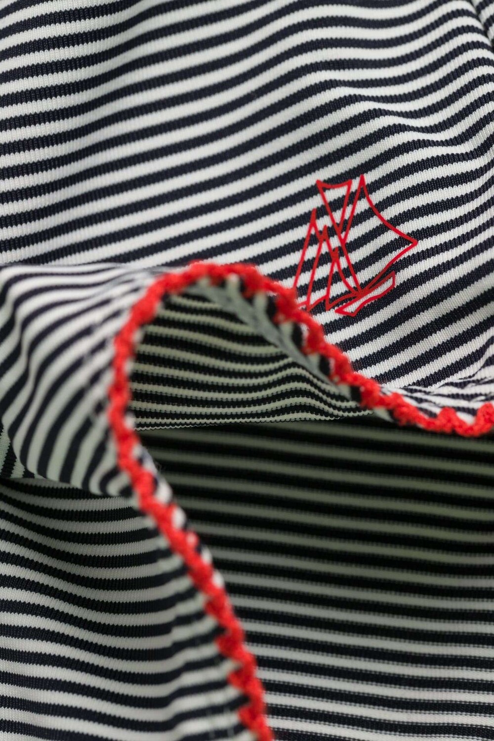 

Темно-синий полосатый купальник Petit Bateau