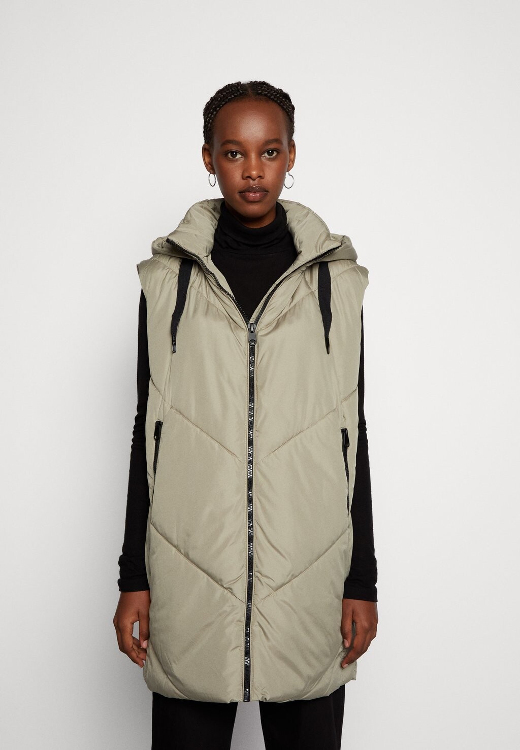 

Жилет Vero Moda