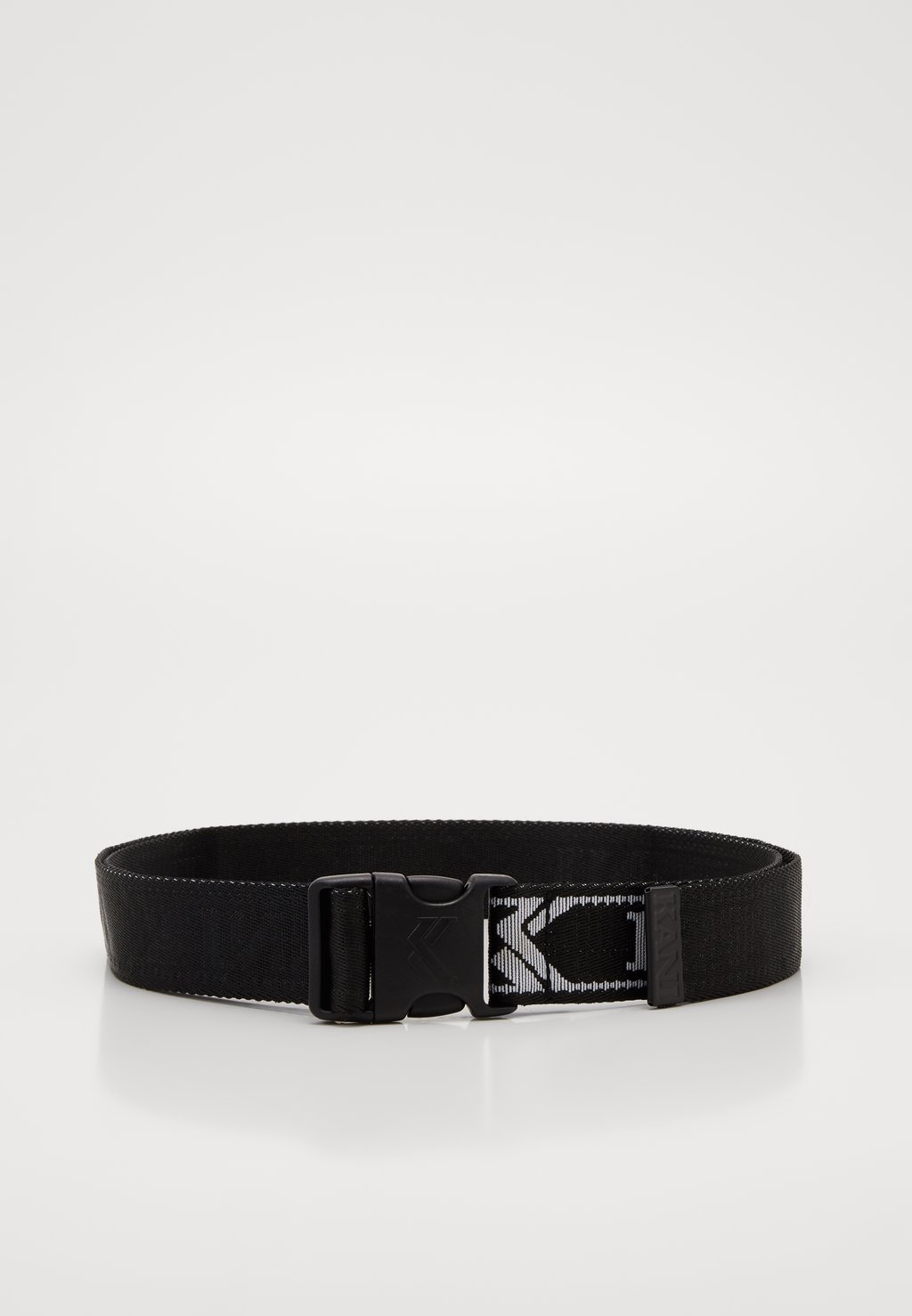 

Ремень COLLEGE CLICK BELT Karl Kani, черный