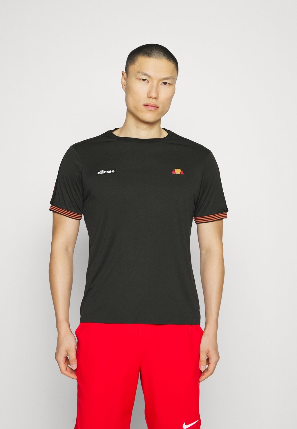 

Футболка Ellesse