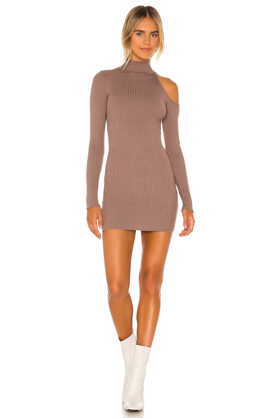 

Платье NBD Moira Cut Out, цвет Mocha