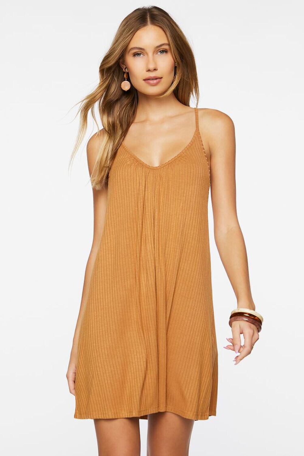 

Свободное мини-платье на бретельках Forever 21