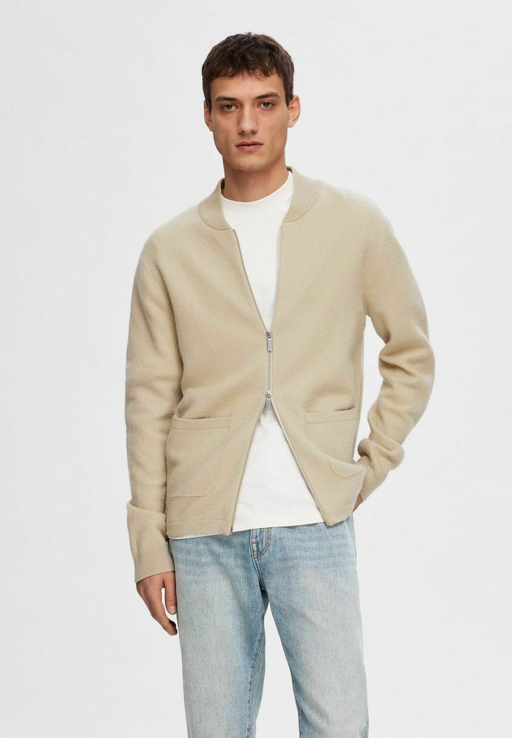 

Бомбер Chaquetas Selected Homme, цвет pure cashmere