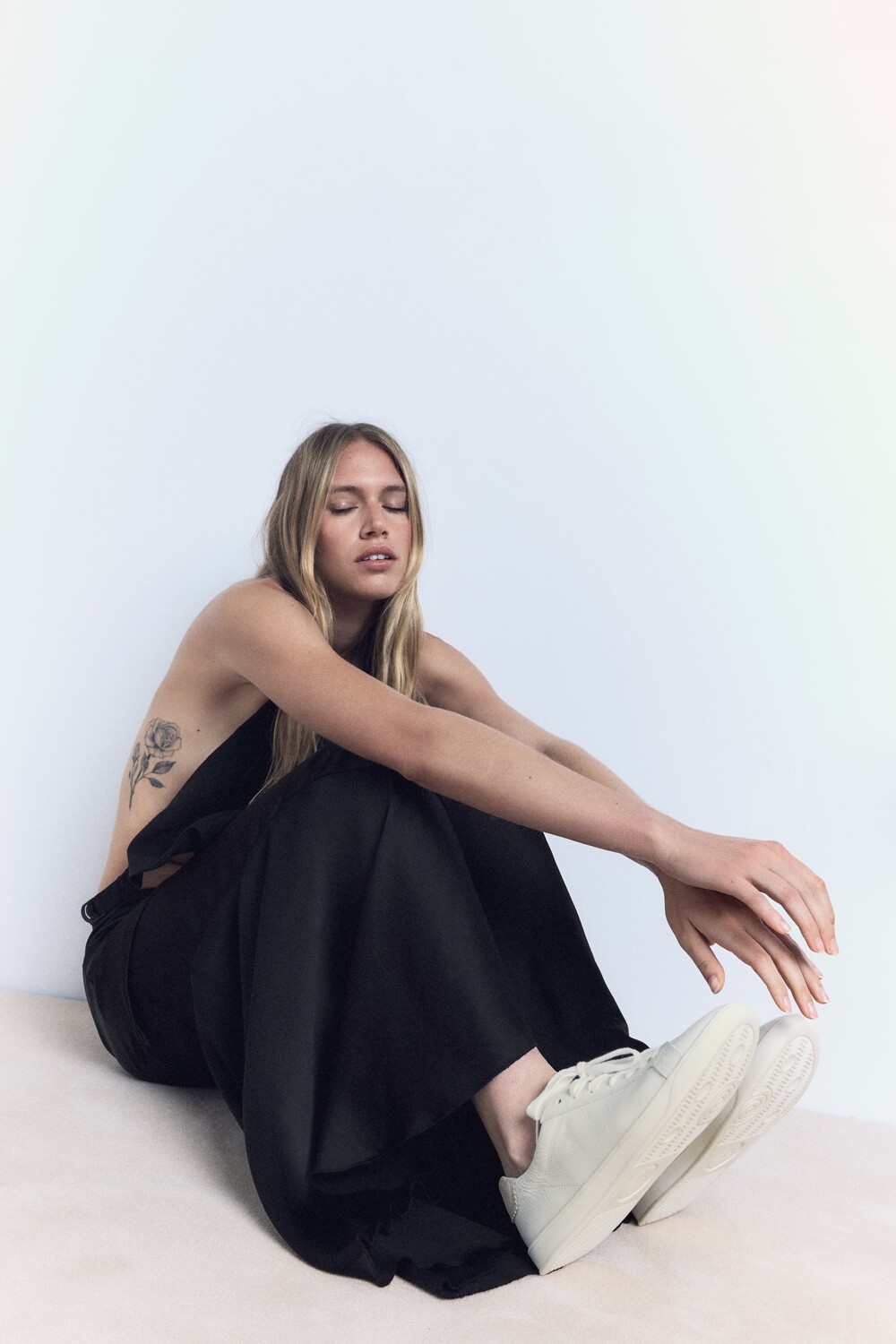 

Кожаные кроссовки Zara, белый