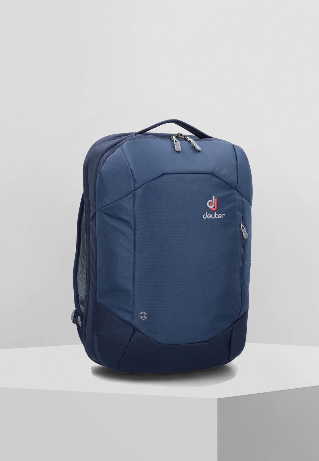 

Туристический рюкзак AVIANT CARRY Deuter, синий