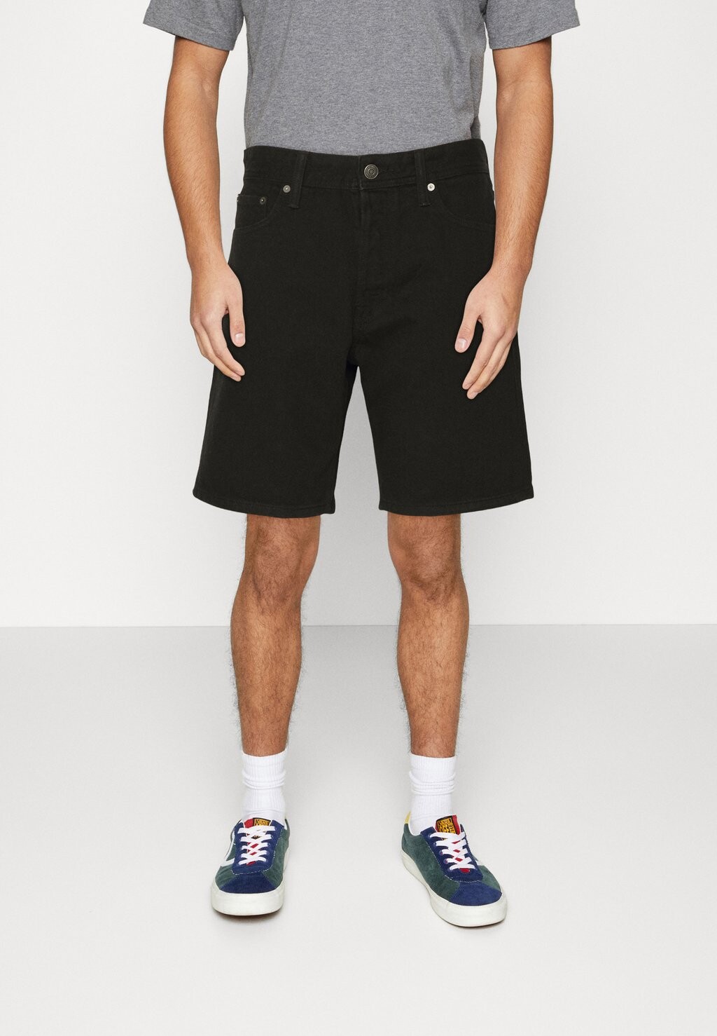 

Джинсовые шорты Jack & Jones