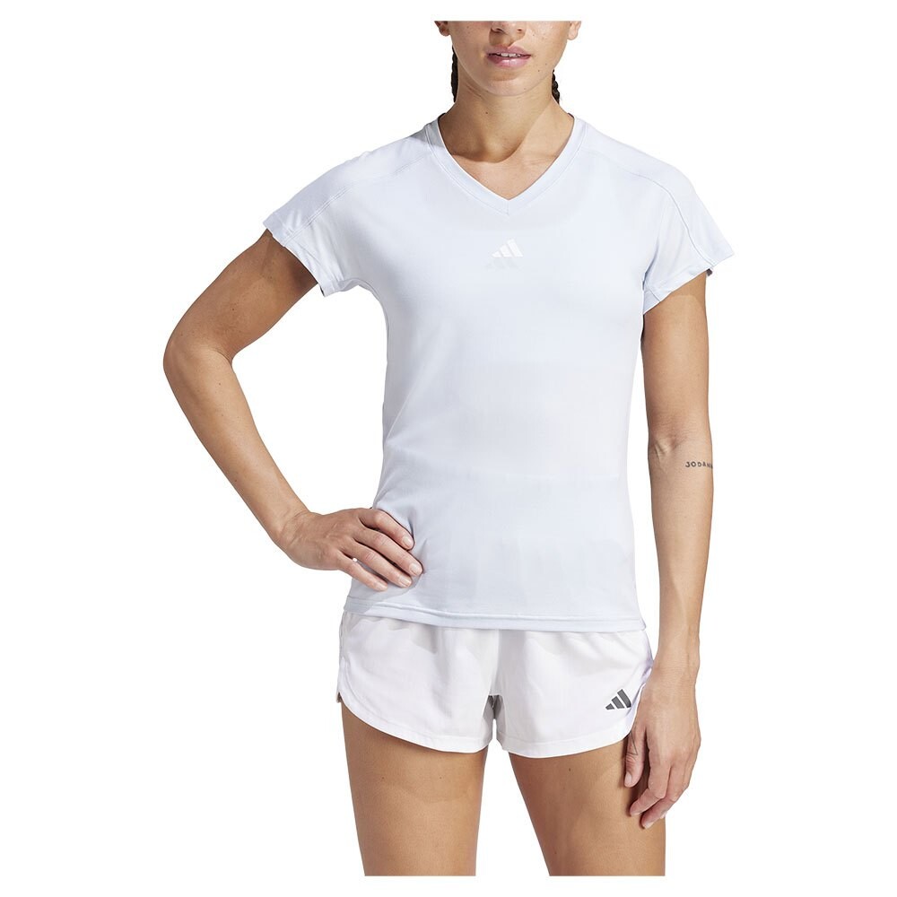 

Футболка с коротким рукавом adidas Train Essentials Minimal Branding, белый