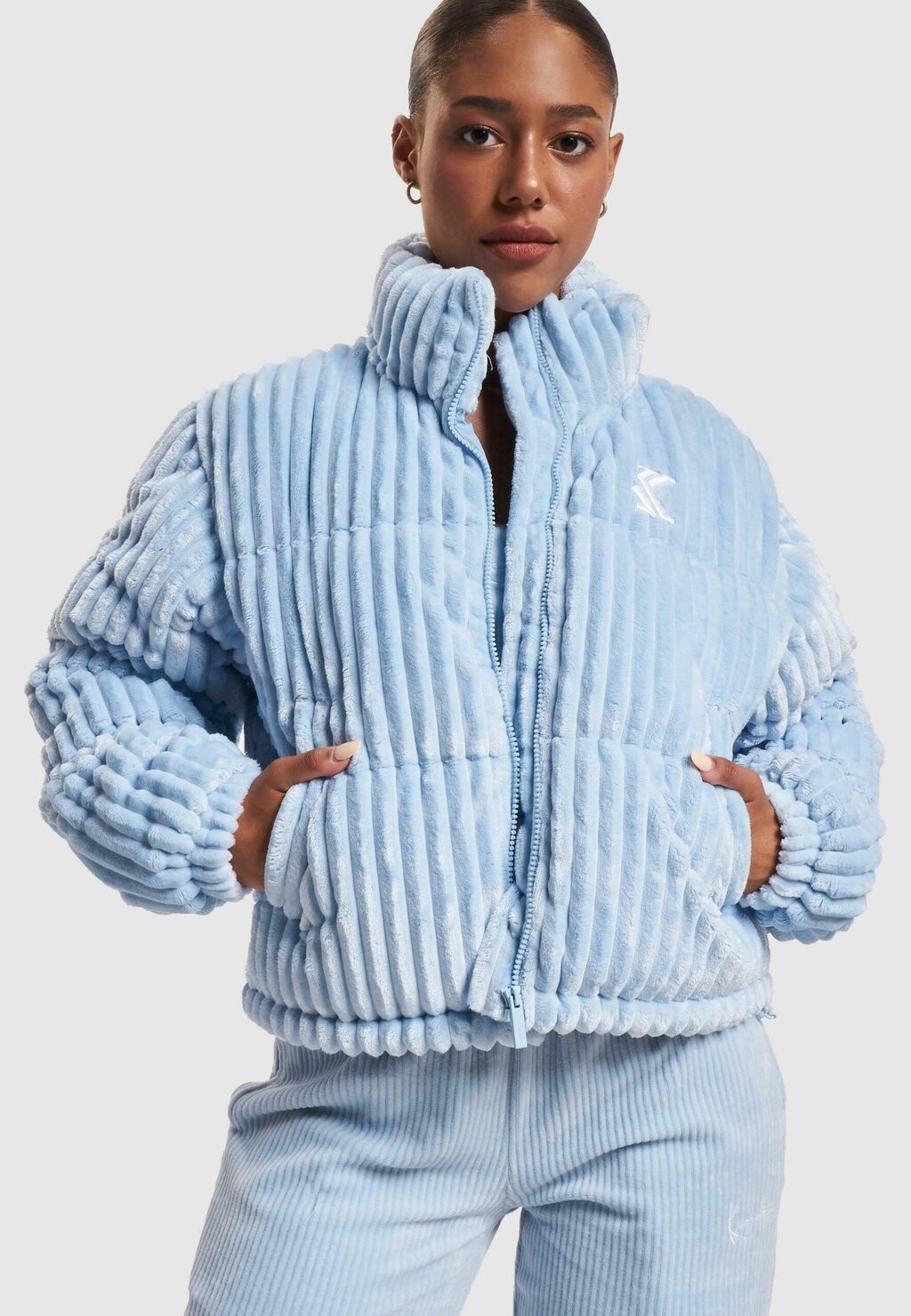 

Куртка Karl Kani OG FUZZY CORDUROY, голубой, Синий