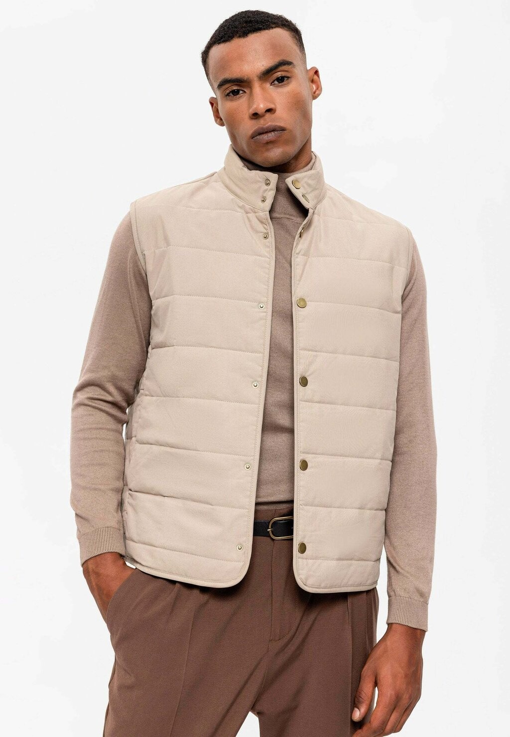 

Жилет Antioch, цвет beige