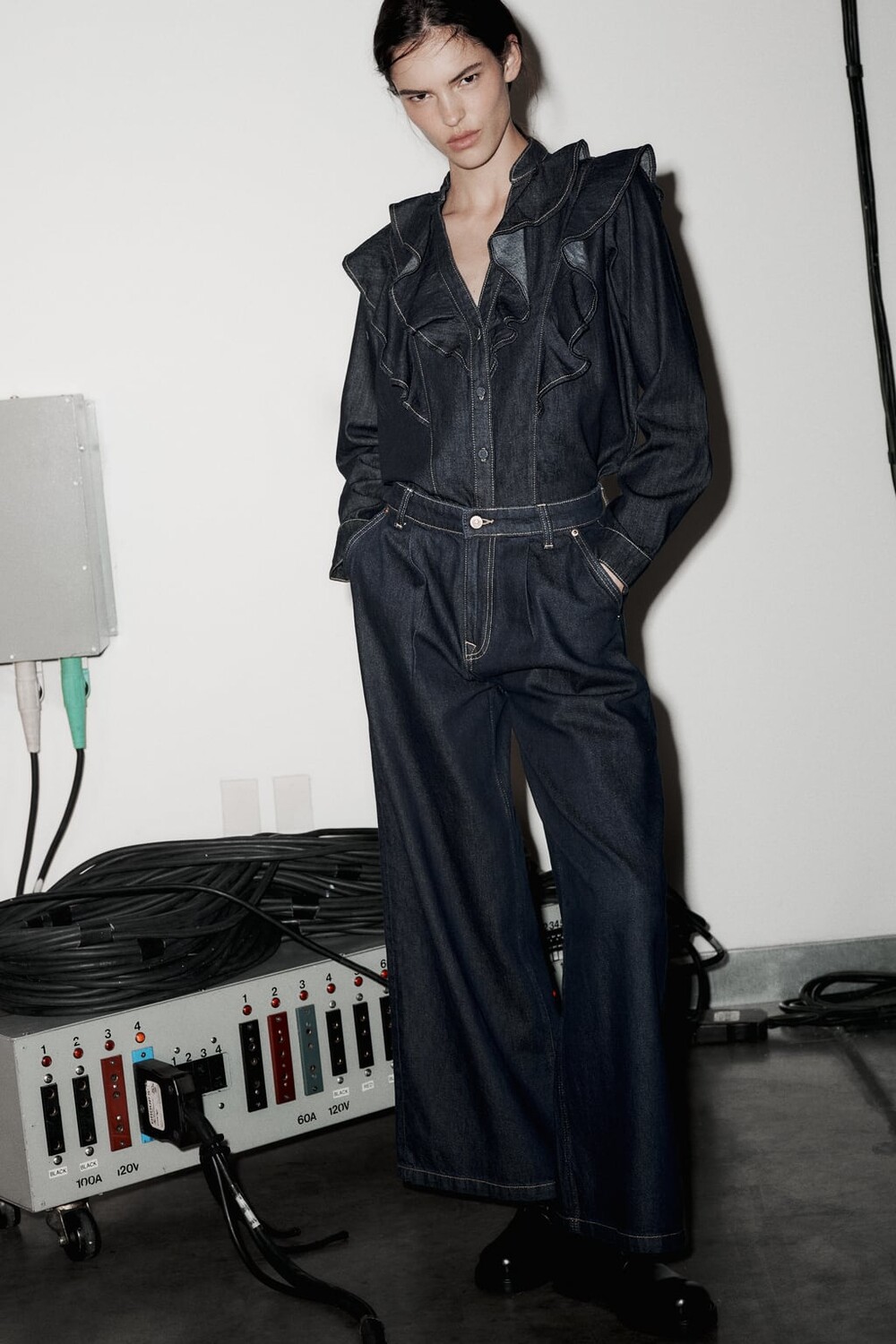 

Джинсовая рубашка z1975 с рюшами ZARA, синий