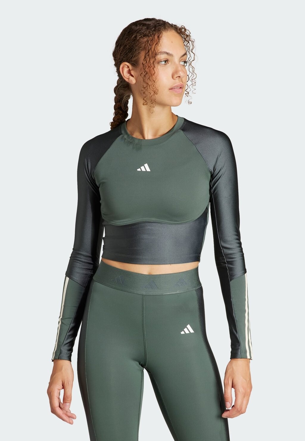 

Футболка с длинным рукавом Hyglm Cro Ls Q1 Adidas, цвет legend ivy white
