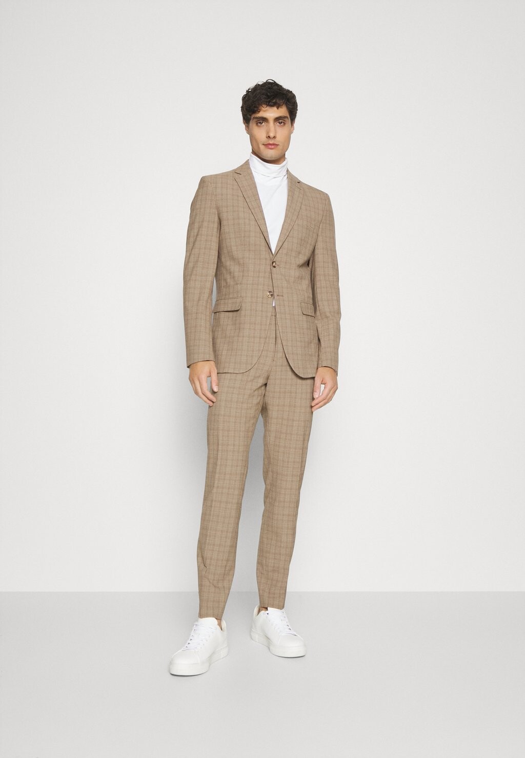 

Костюм SLHSLIM LIAM SUIT FLEX Selected Homme, цвет brownie/green