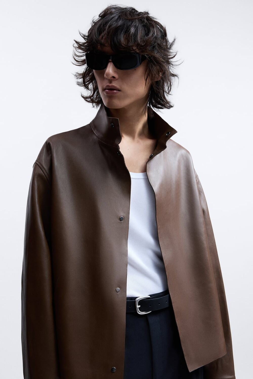 

Прямоугольные солнцезащитные очки ZARA, черный