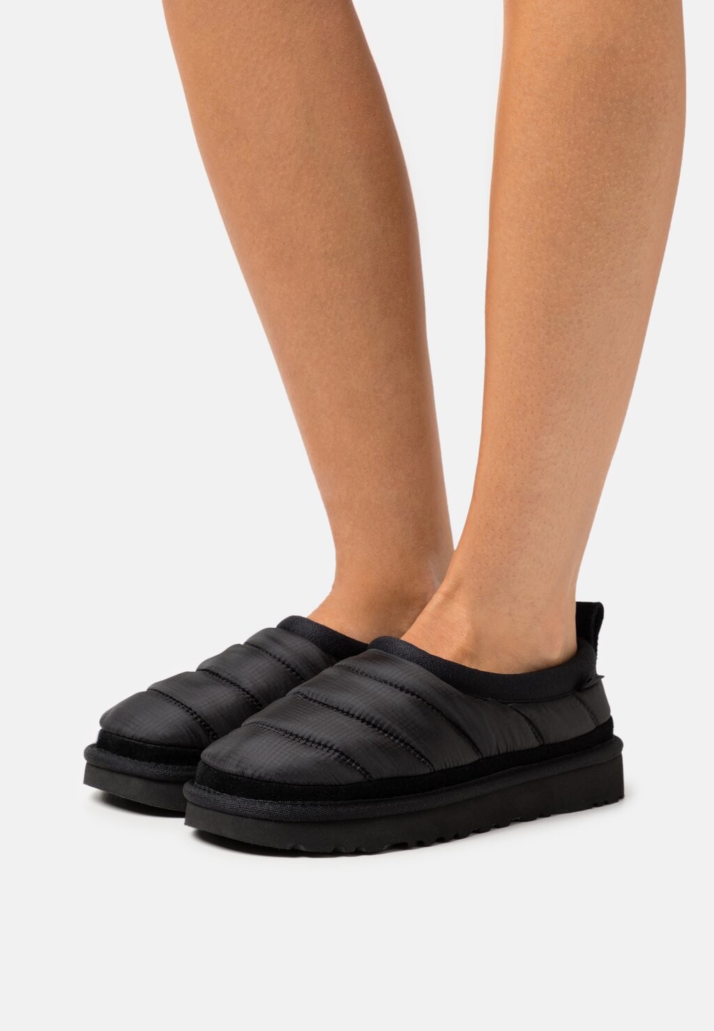 

Лоферы UGG, черный