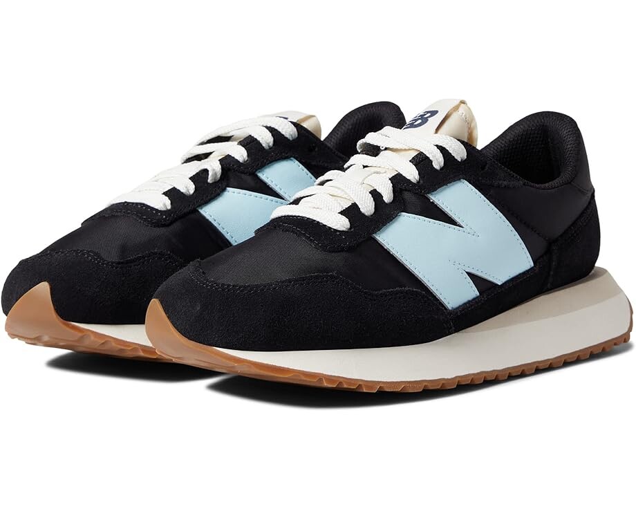 цена Кроссовки New Balance Classics 237v1, цвет Black/Bleach Blue