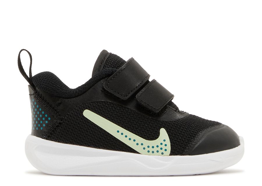 

Кроссовки Nike Omni Multi-Court Td 'Black Barely Volt', черный