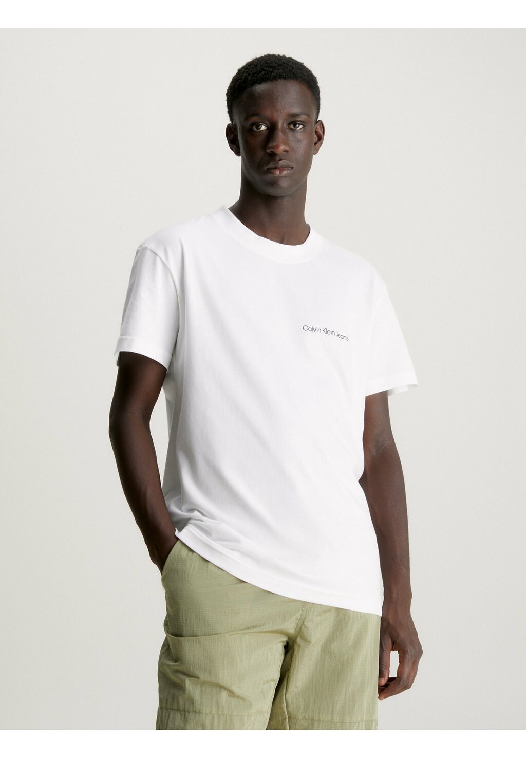 

Футболка с принтом INSTITUTIONAL TEE Calvin Klein Jeans, цвет bright white