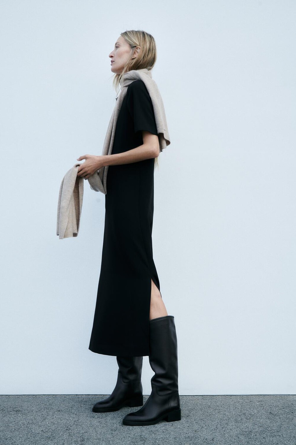 

Кожаные ботинки до колена ZARA, черный