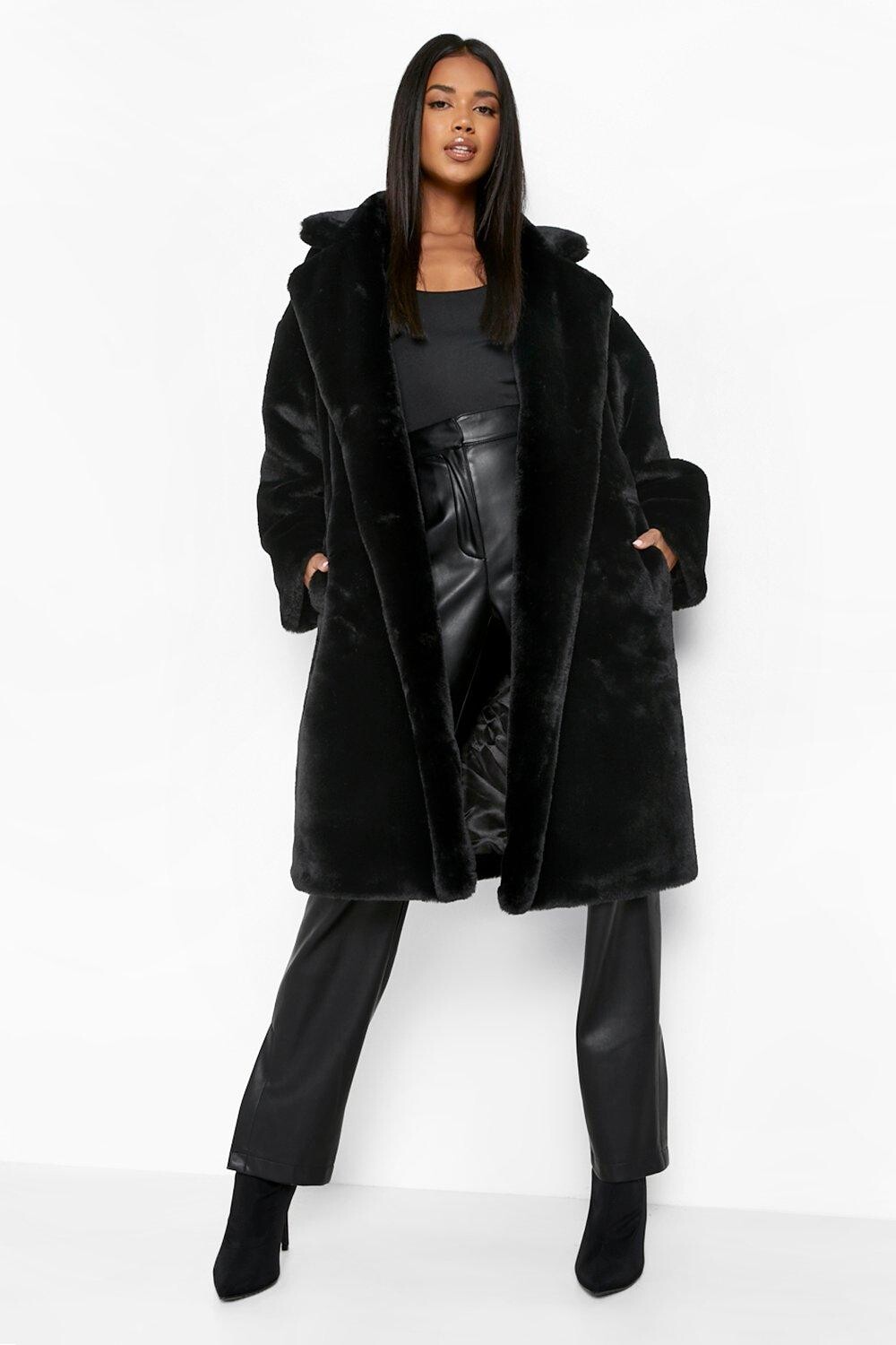 

Роскошное объемное пальто из искусственного меха boohoo, черный