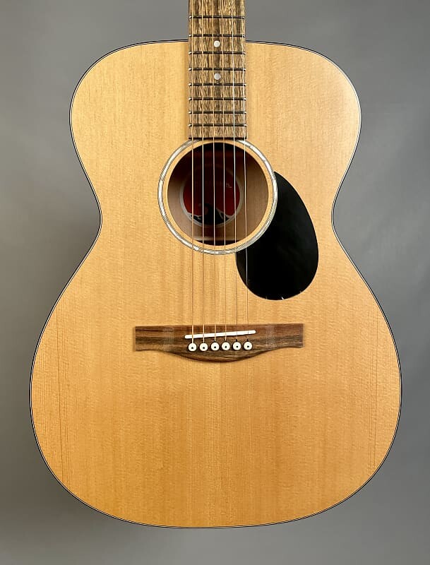 

Акустическая гитара Eastman PCH1-OM Natural