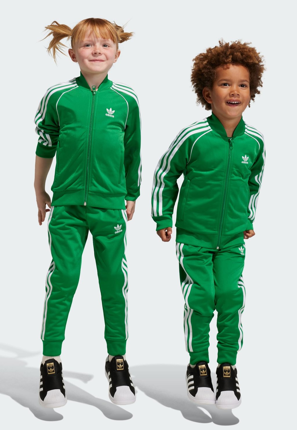 Брюки спортивные Tracksuit Kids Unisex Set adidas Originals, зеленый