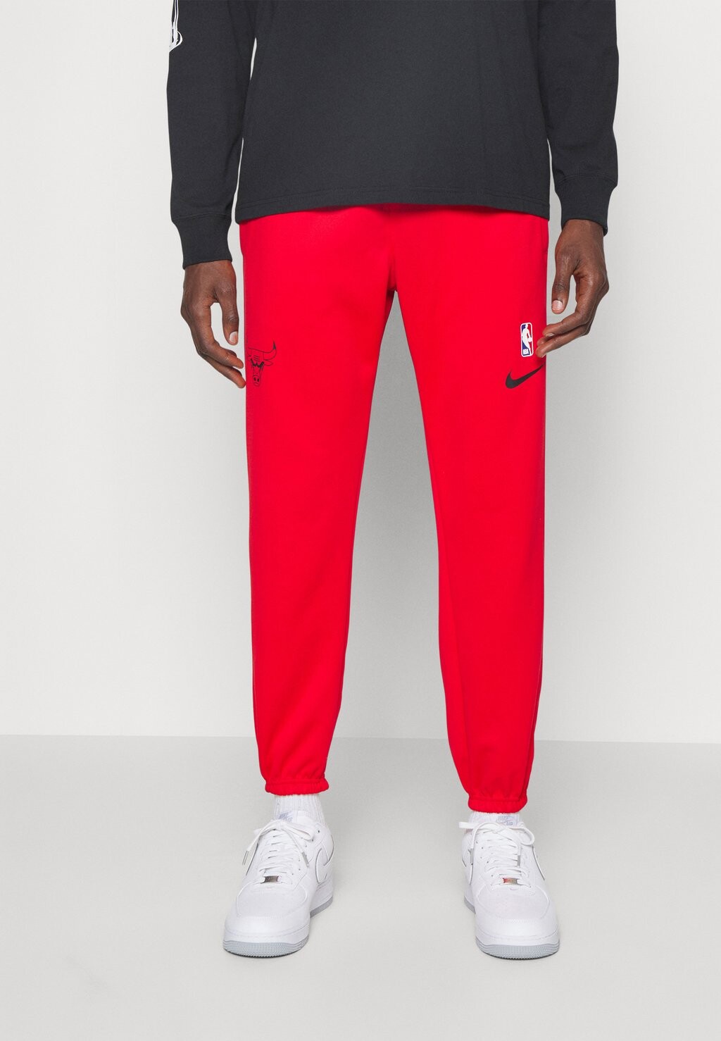 

Спортивные брюки Nike