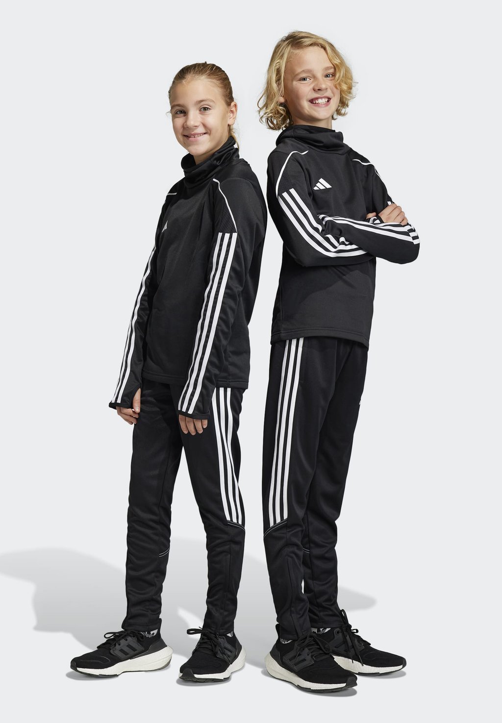 

Спортивные брюки Tiro 23 Club Training Adidas, цвет black/white