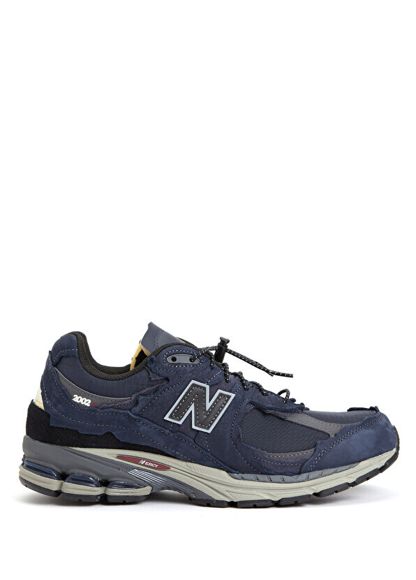 

Темно-синие мужские кожаные кроссовки 2002 года New Balance