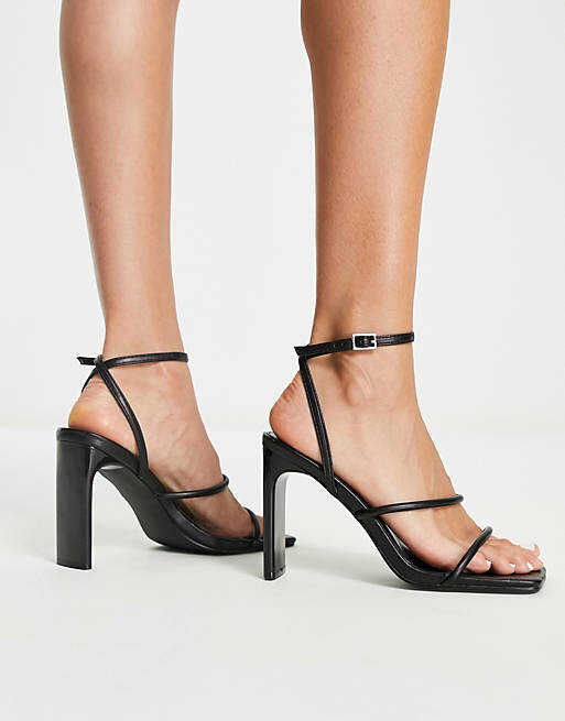 

Черные босоножки на каблуке Public Desire Exclusive Tatianna