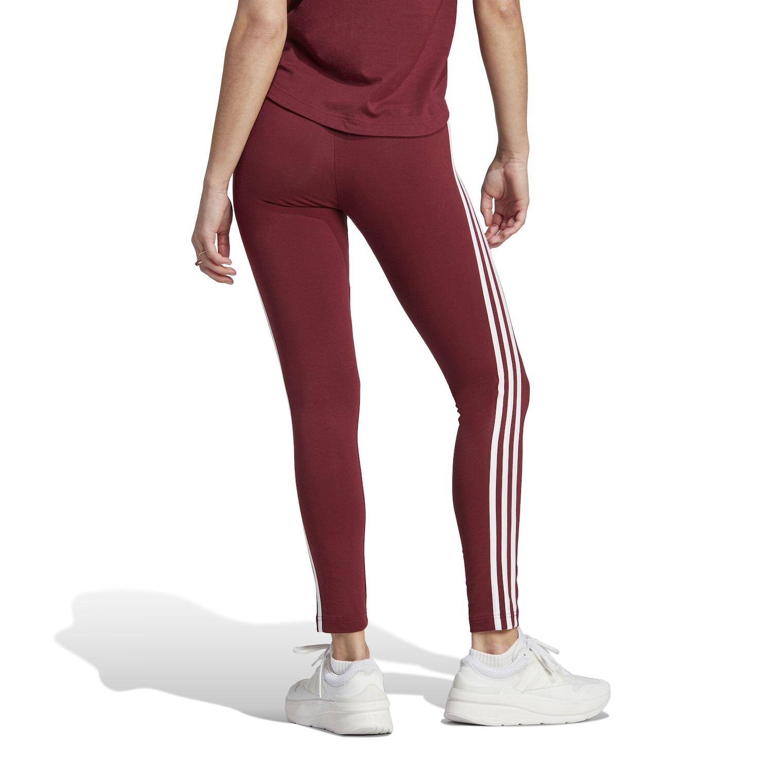 

Женские леггинсы с завышенной талией и тремя полосками adidas Essential adidas