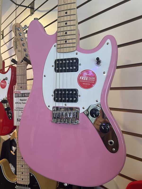 Электрогитара Squier Sonic Mustang HH, Maple Fingerboard, White Pickguard, Flash Pink электрогитара squier bullet mustang hh imperial blue
