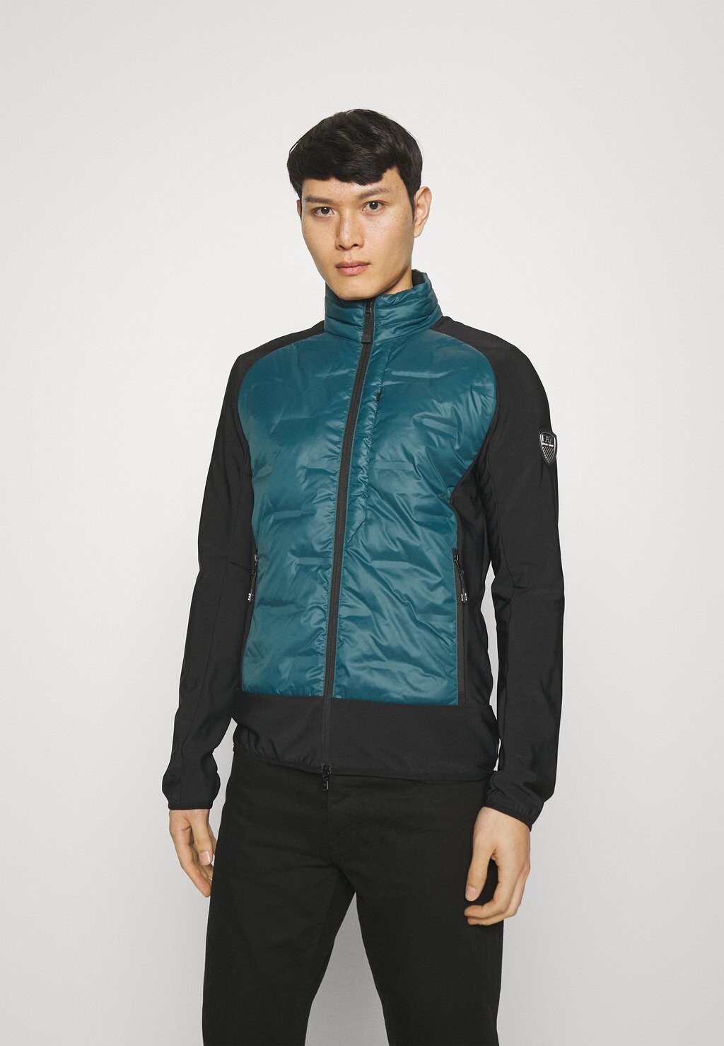 

Куртка EA7 Emporio Armani, темно-зеленый