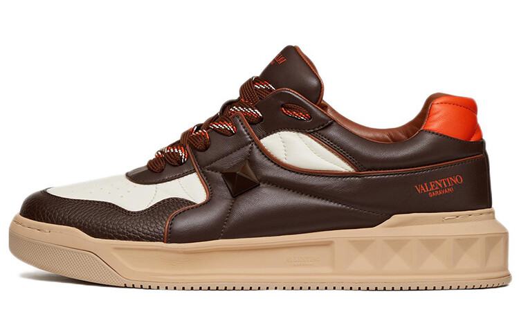 

Мужские туфли Valentino One Stud Skate