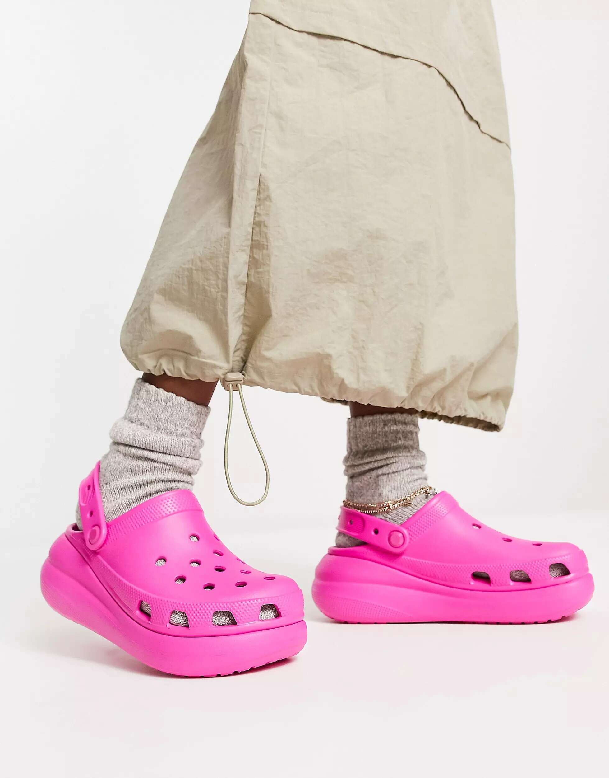 

Классические сабо Crocs Crush в соке