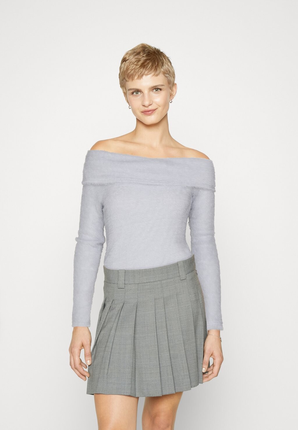 

Свитер FLUFFY OFF SHOULDER Gina Tricot, ксеноново-синий