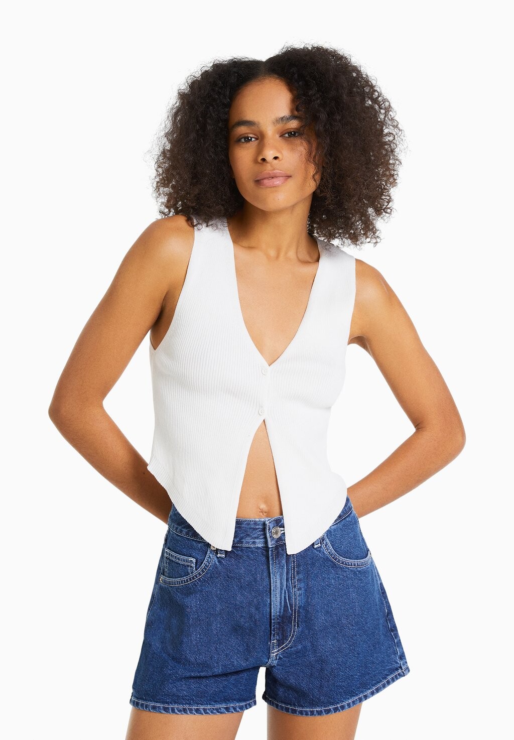 

Джинсовые шорты Bershka