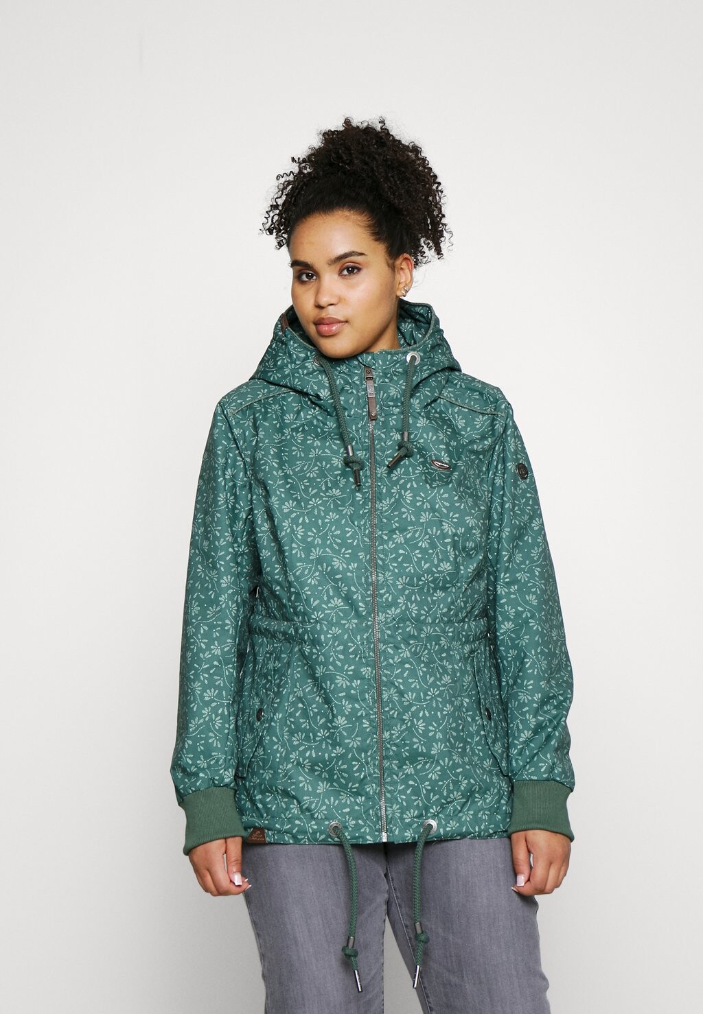 

Легкая куртка Ragwear Plus, темно-зеленый