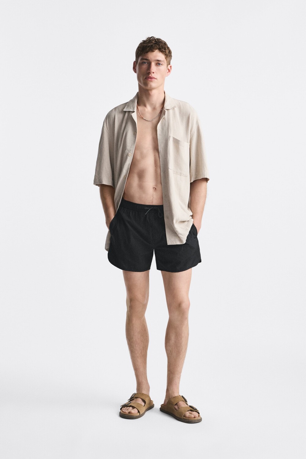 

Базовые плавательные шины Zara, черный