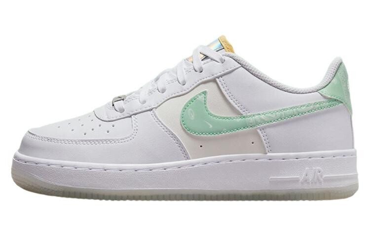 

Женские кроссовки Nike Air Force 1 Low Skate