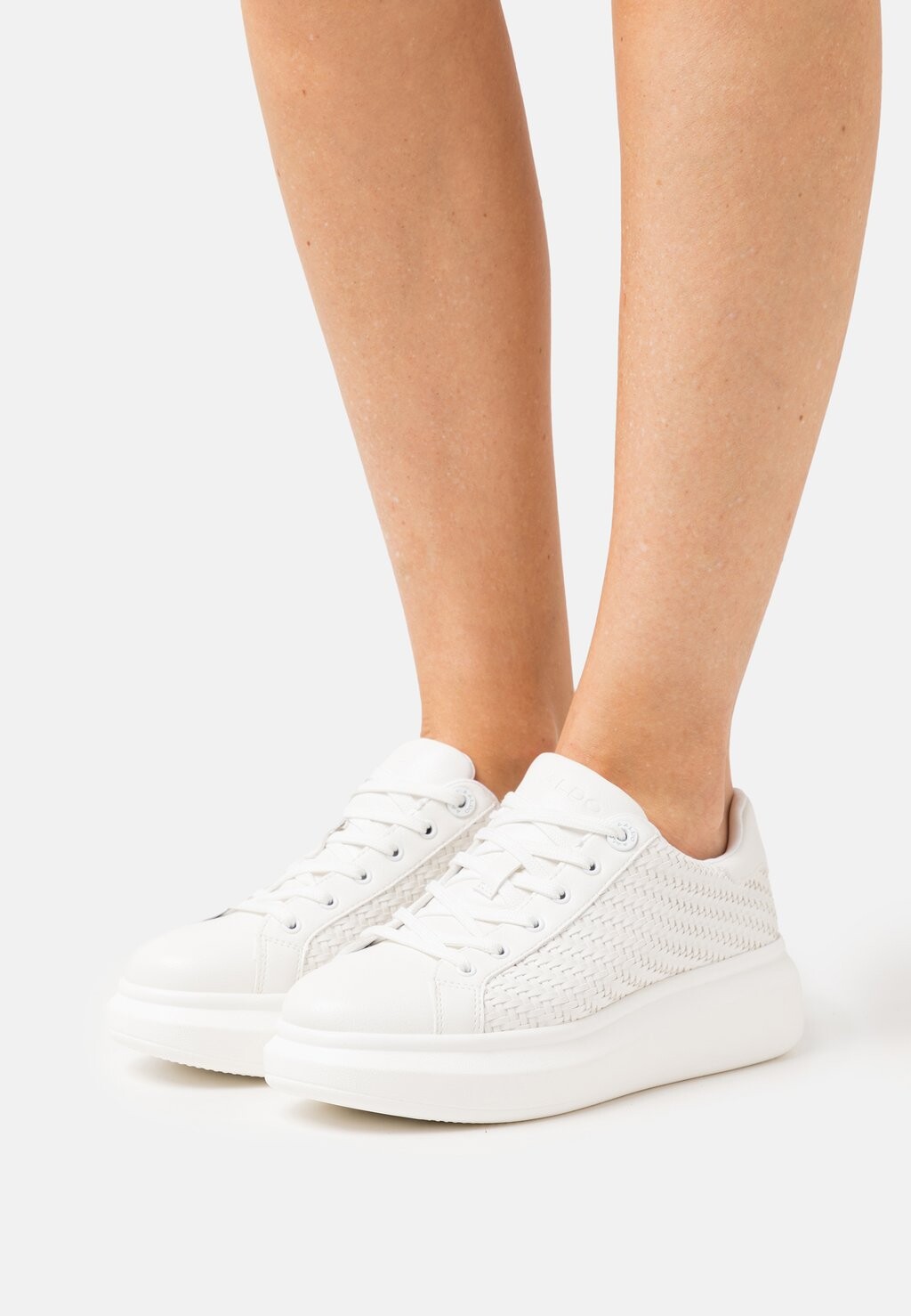 

Кроссовки ALDO