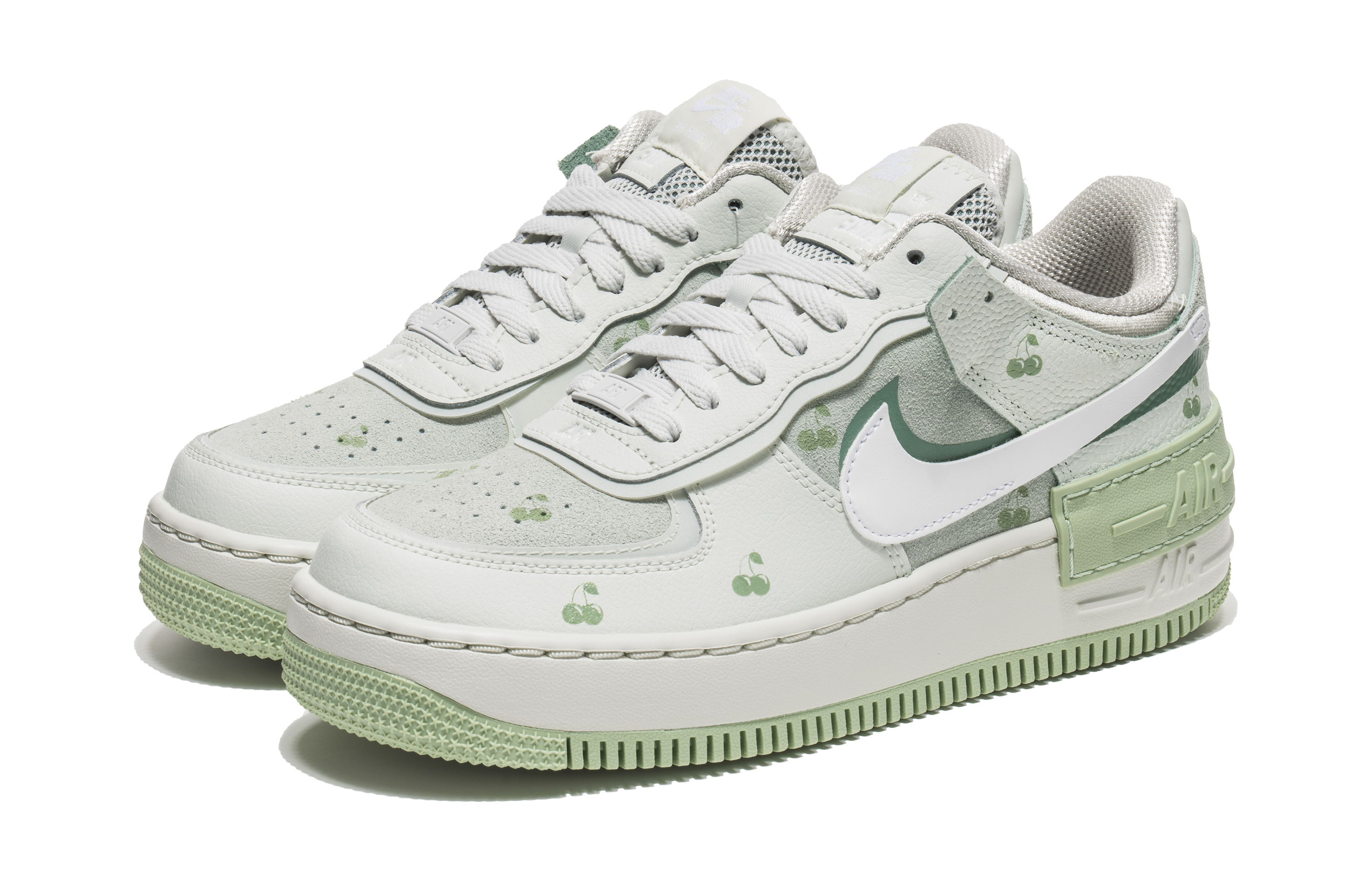 

Женские кроссовки для скейтбординга Nike Air Force 1