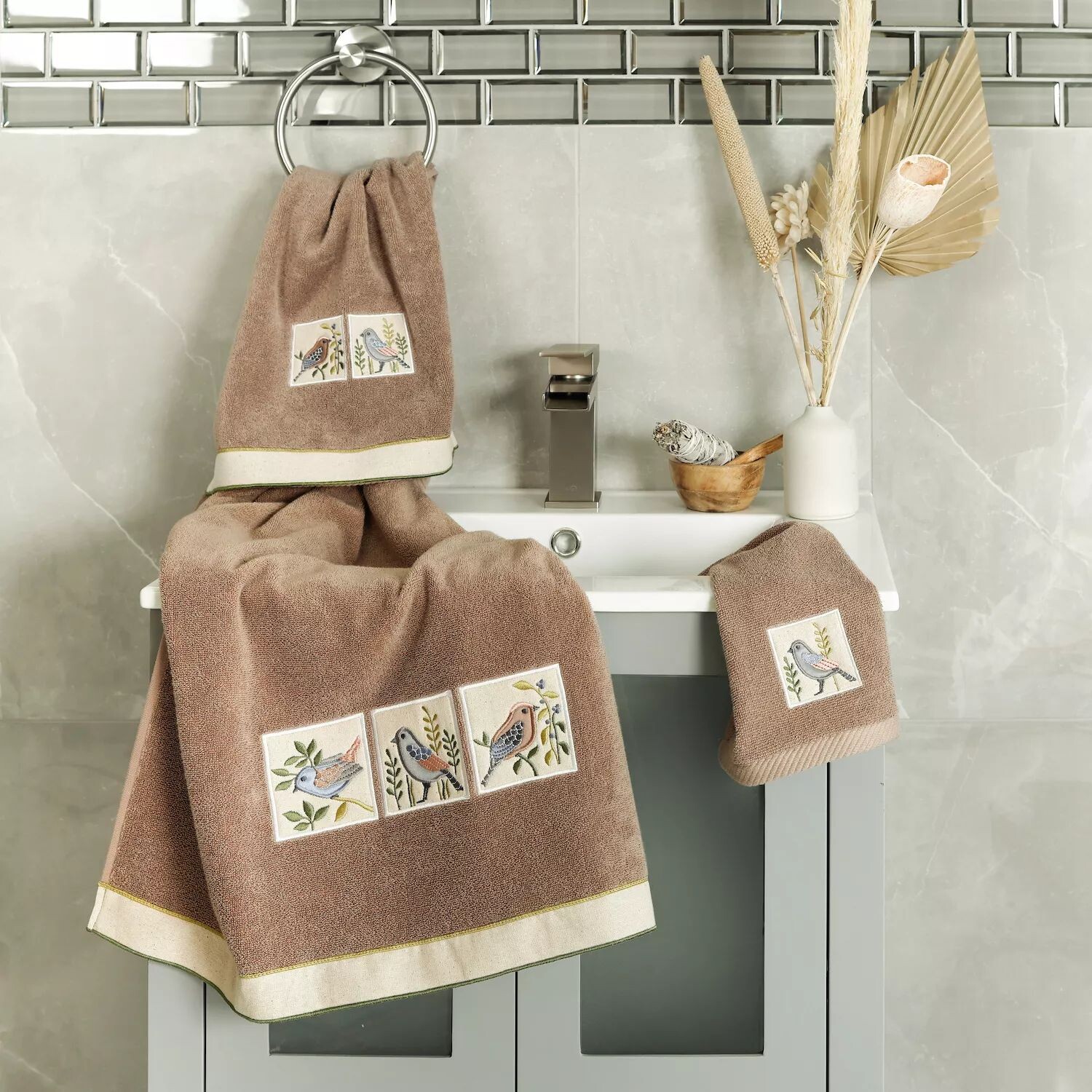 

Linum Home Textiles Турецкий хлопок Belinda Набор украшенных полотенец из 4 предметов