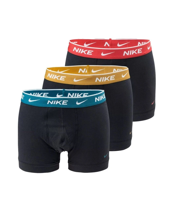 

Тройные шорты боксеры Nike, черный