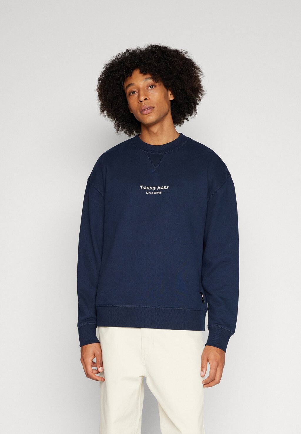 

Толстовка ESSENTIAL GRAPHIC CREW Tommy Jeans, цвет dark night navy