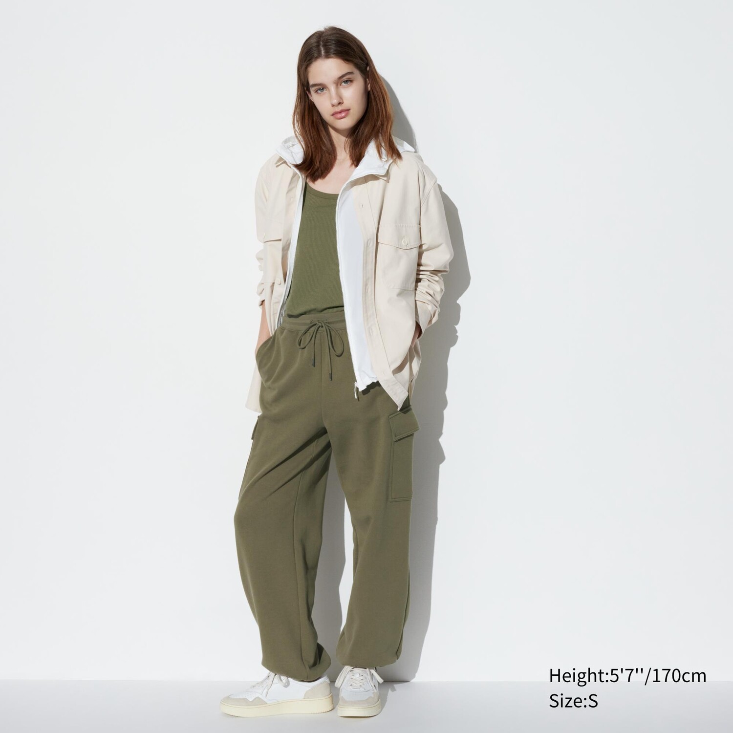 

Спотовые брюки-карго UNIQLO, оливковый