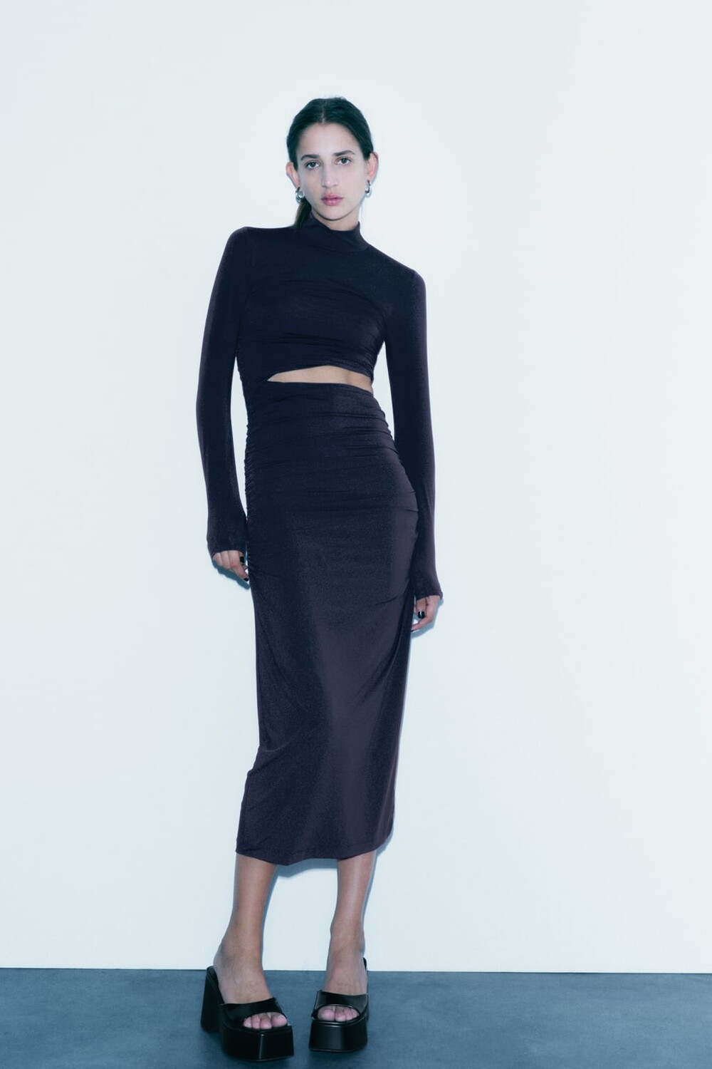 

Приталенное платье с вырезами ZARA, синий