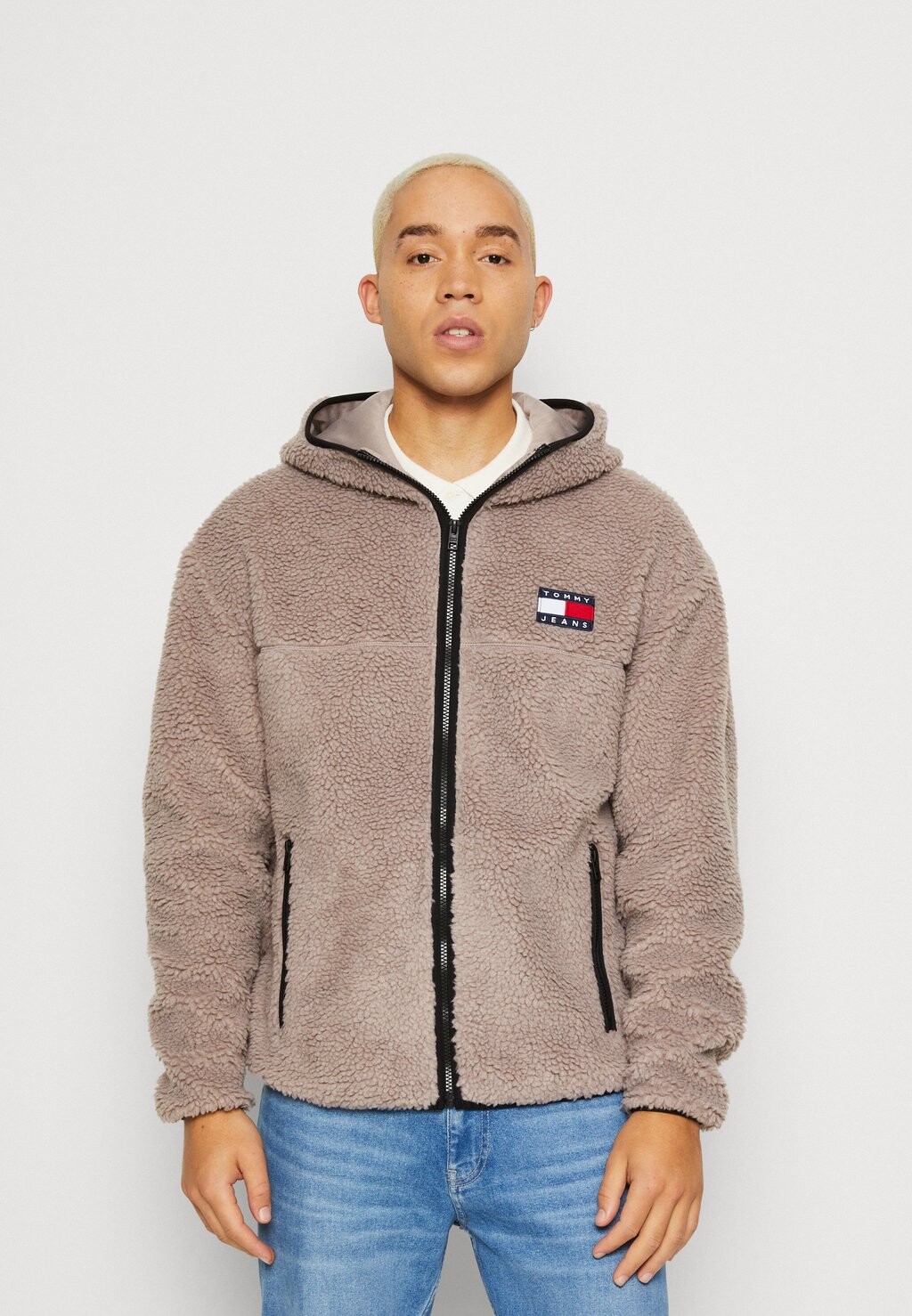

Флисовая куртка Tommy Jeans, Серый