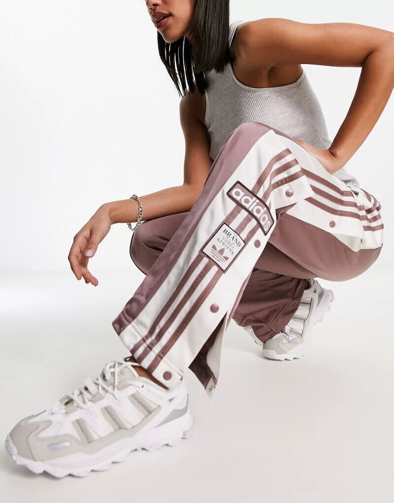 

Сиреневые спортивные брюки adidas Originals adibreak